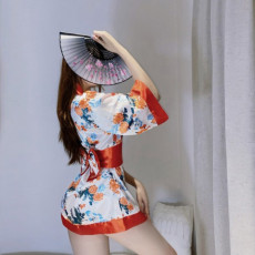 화이트 플라워 유카타 세트